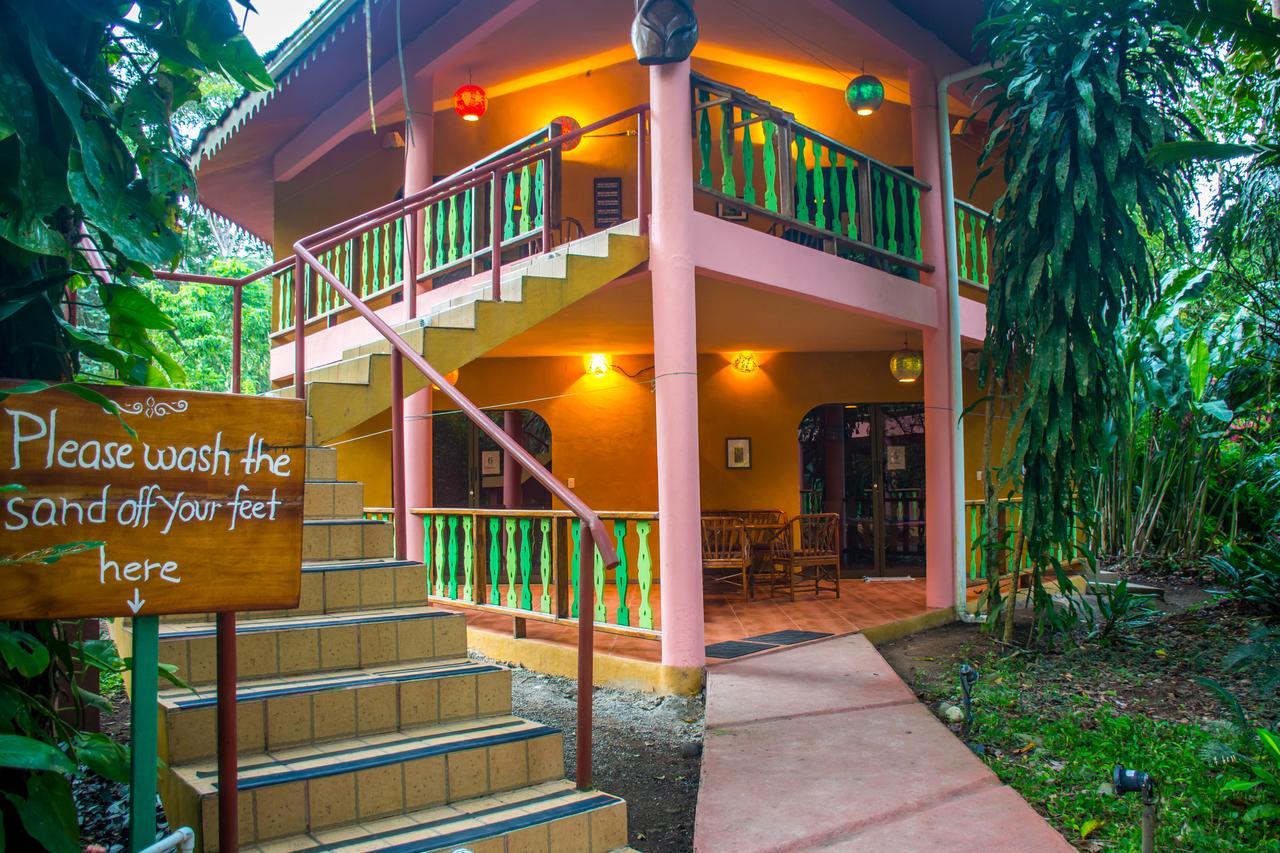 The Goddess Garden Eco-Resort Кахуита Екстериор снимка